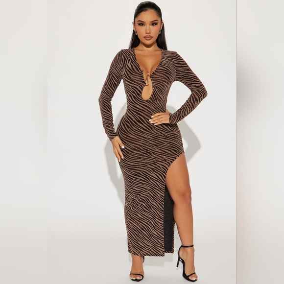 Tiger long sleeve fitted dress - Picture 3 of 3